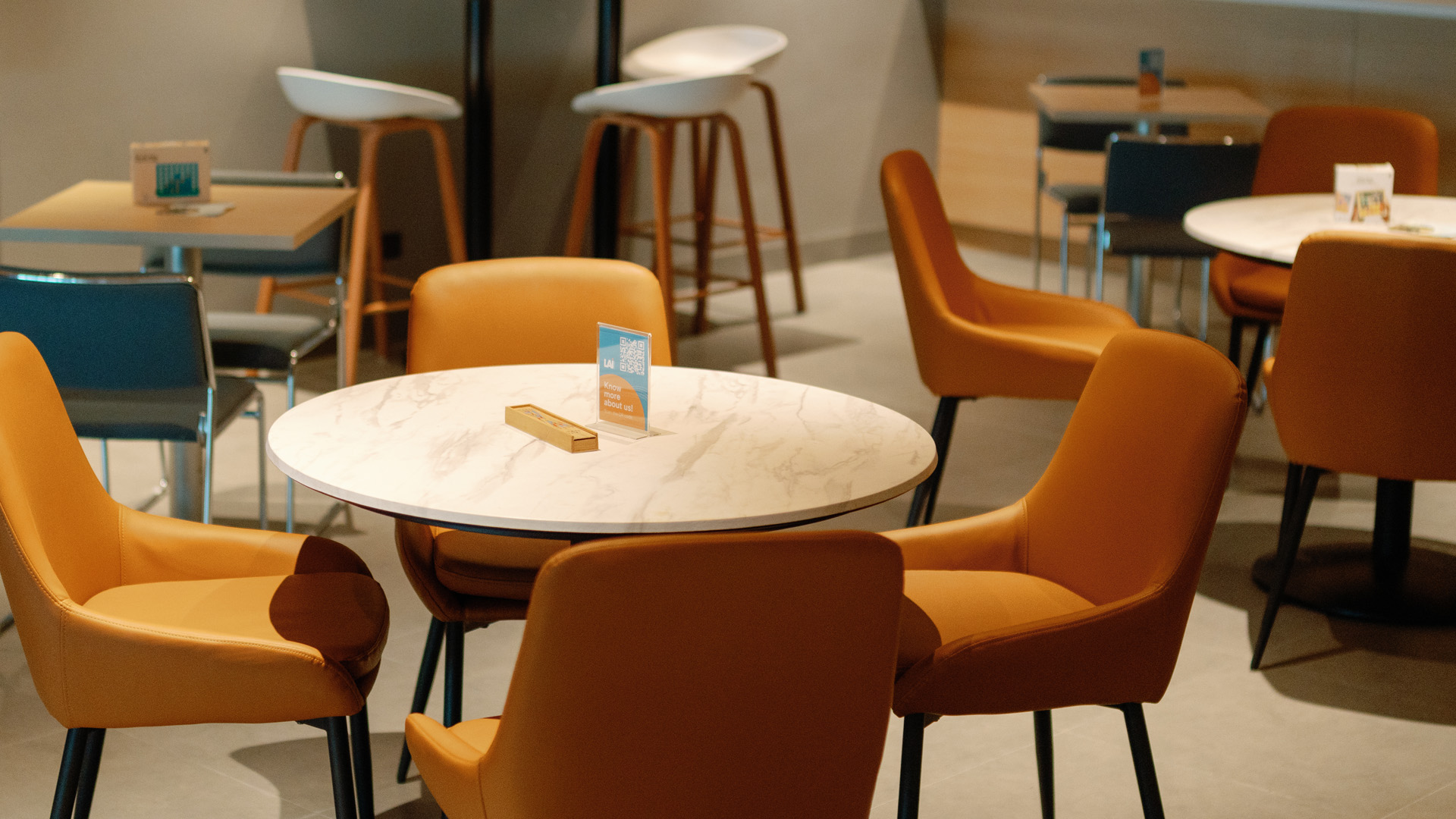 WELCOME  LOUNGE